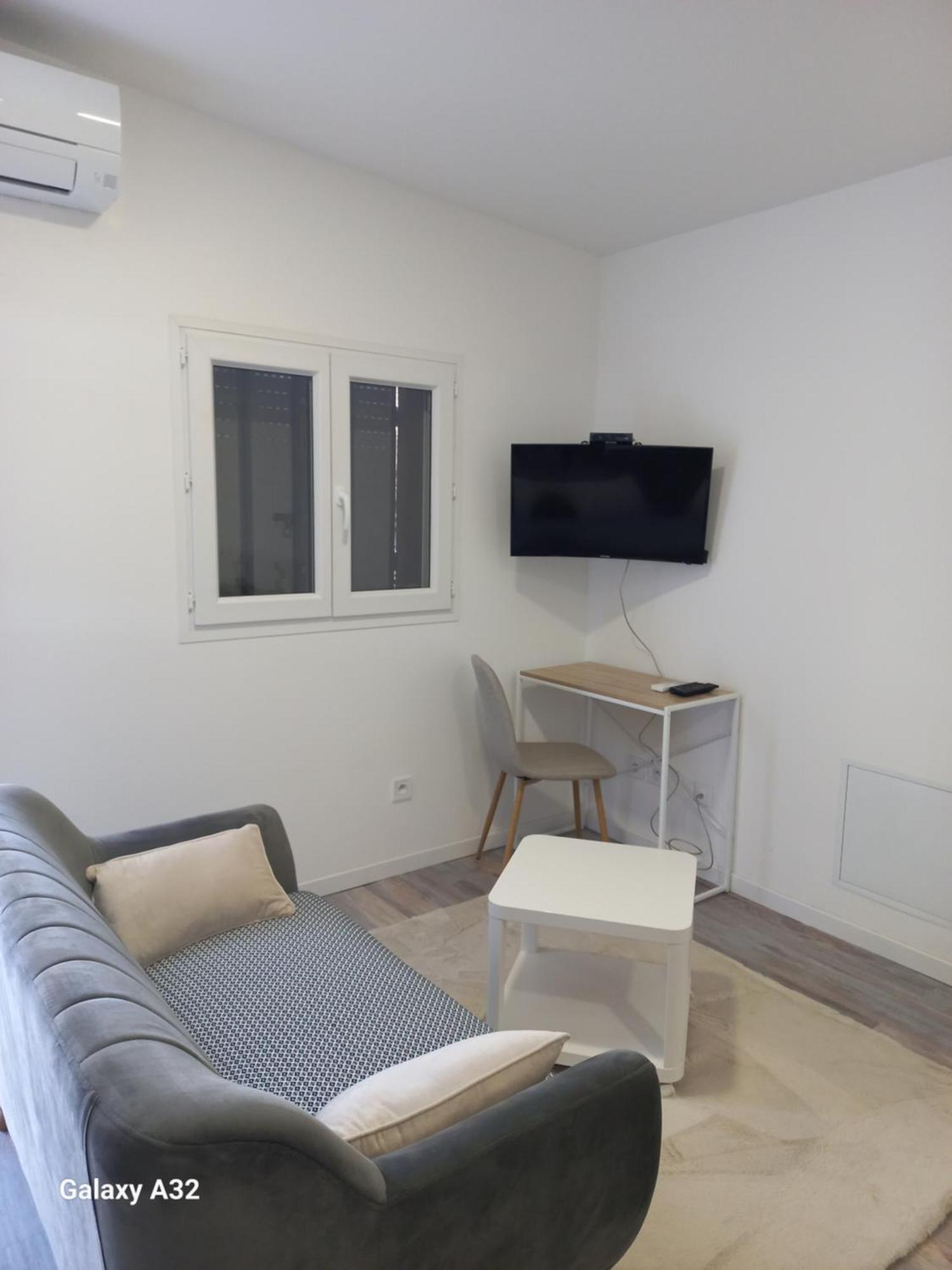 Rhone Studio Viviers Extérieur photo